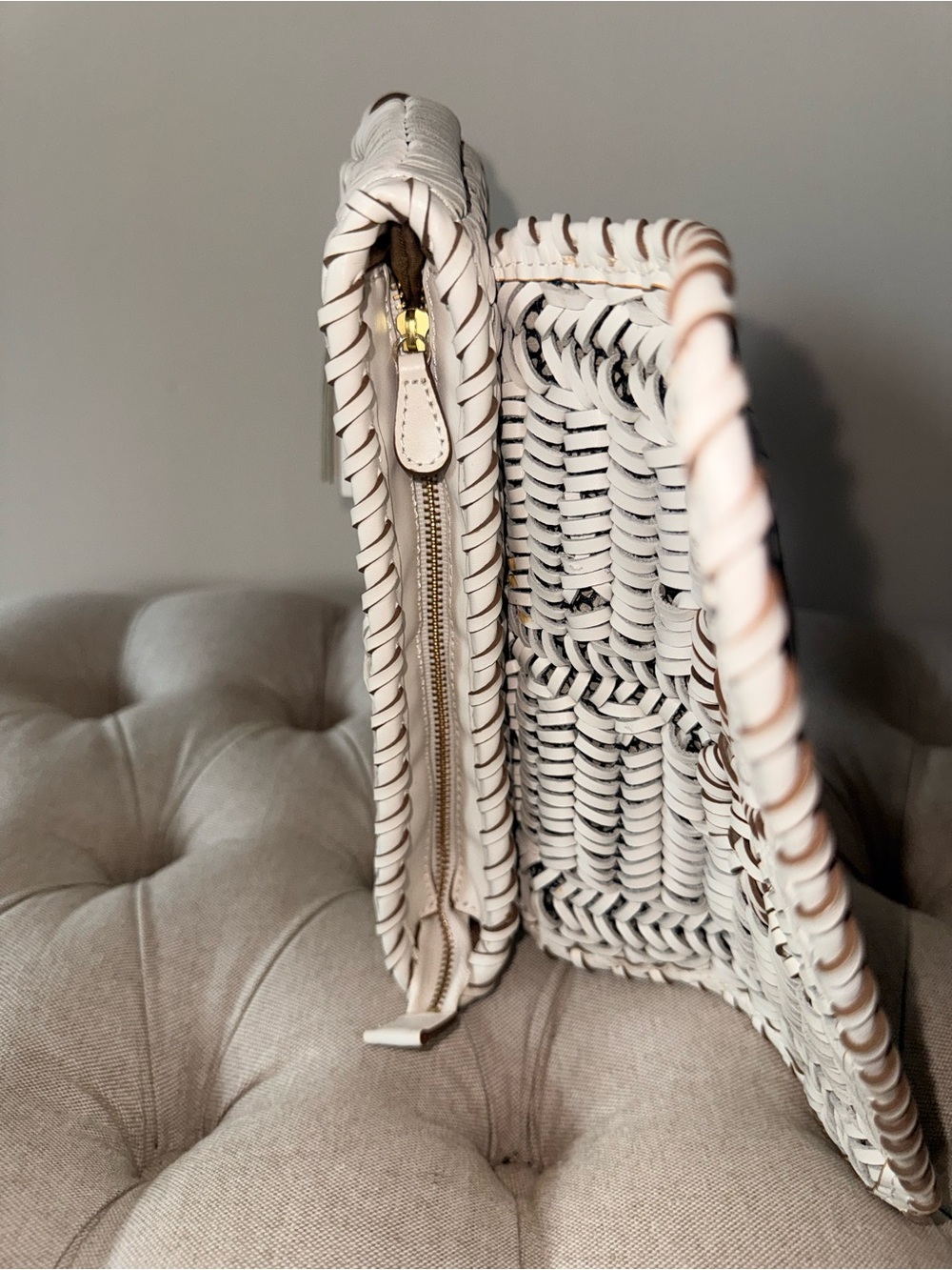 Anya Hindmarch Chalk White Neeson Woven Leather Flap Clutch Tassel Bag - Picture 8 of 13